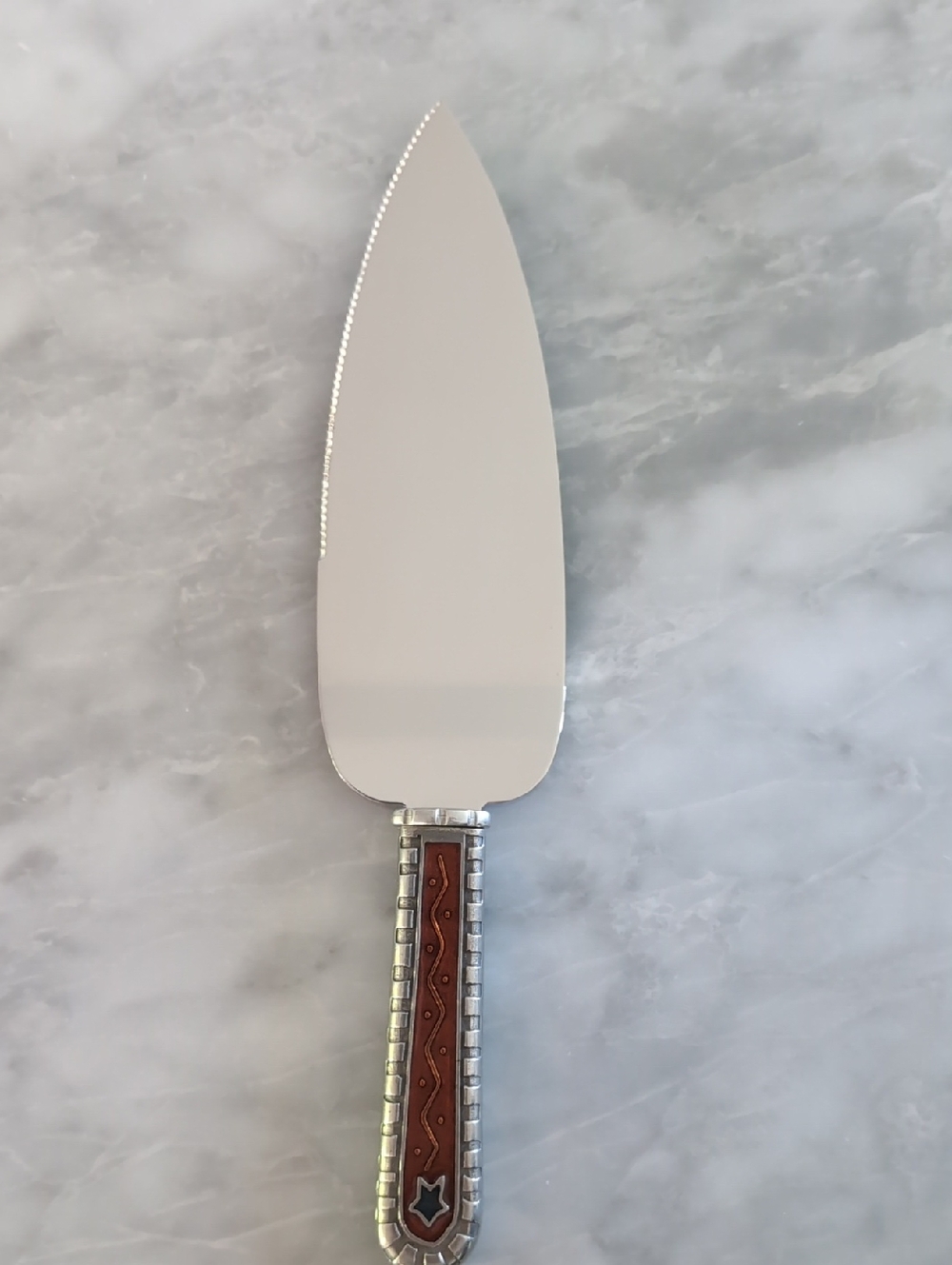 Danforth Pewter Stainless Steel Cake/Pie Server with Brown Decorative Handle